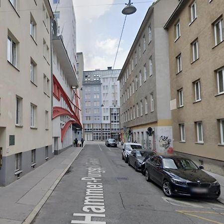 Chic One-Bedroom Apartment With King-Size Bed, Nestled In Vienna'S Vibrant Heart Zewnętrze zdjęcie